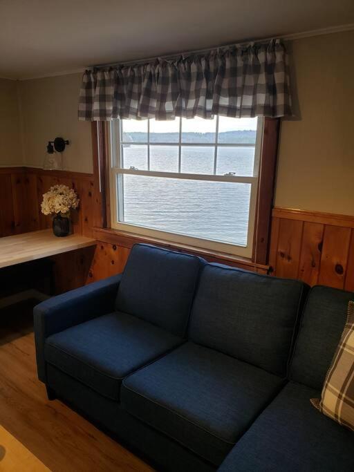 Lakefront Cottage On Beautiful Lake Winnipesaukee Laconia Exterior foto