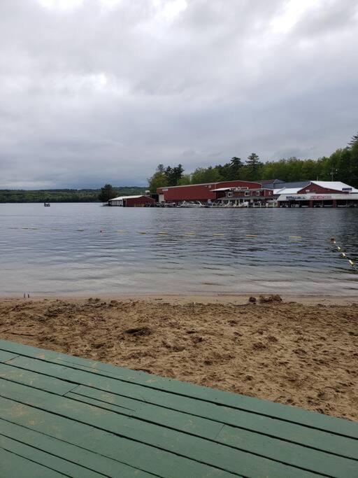 Lakefront Cottage On Beautiful Lake Winnipesaukee Laconia Exterior foto