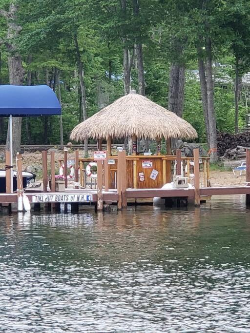 Lakefront Cottage On Beautiful Lake Winnipesaukee Laconia Exterior foto